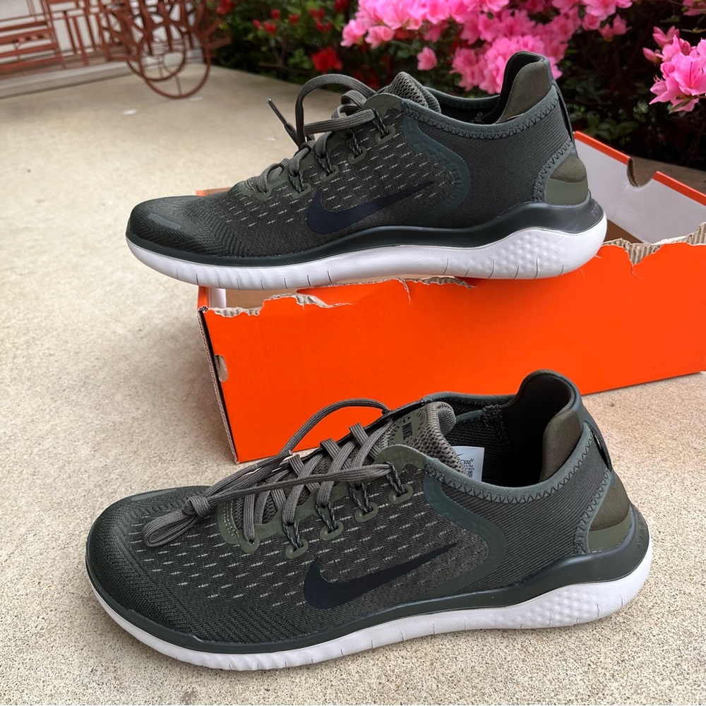 Nike Free Run 2018 Men's Size 10 Running Athletic Shoes 942836-300**